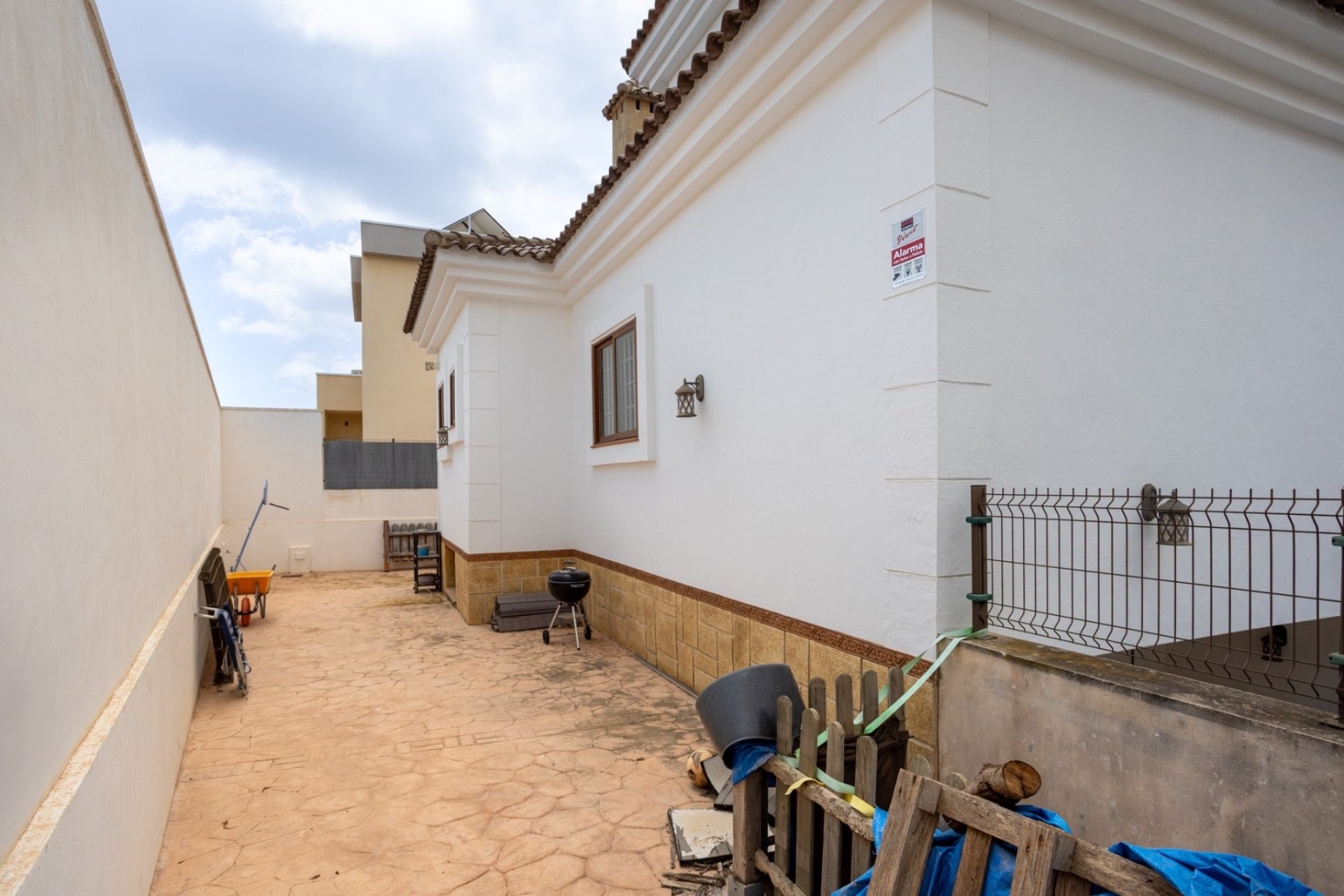 Resale - Detached House / Villa -
Los Montesinos - La Herrada