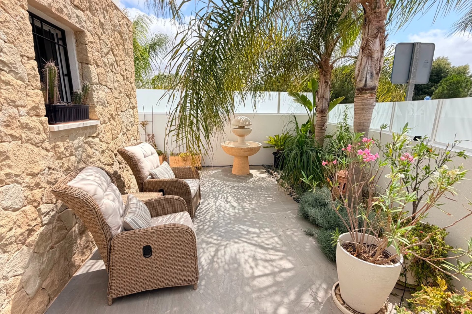 Resale - Detached House / Villa -
Los Montesinos - La Herrada