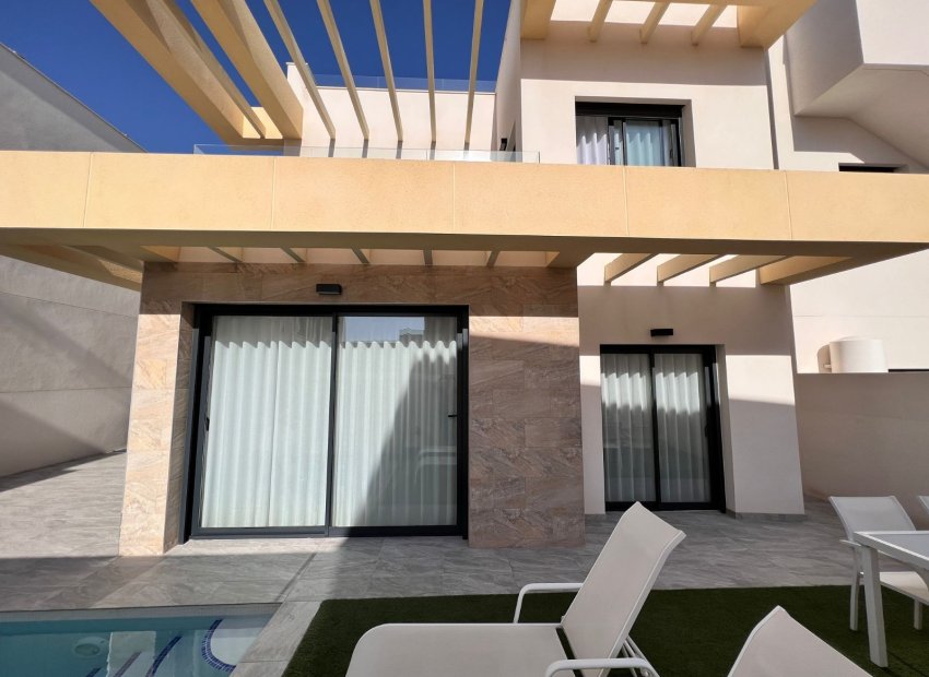 Resale - Detached House / Villa -
Los Montesinos - Los Montesinos - Urb. La Herrada