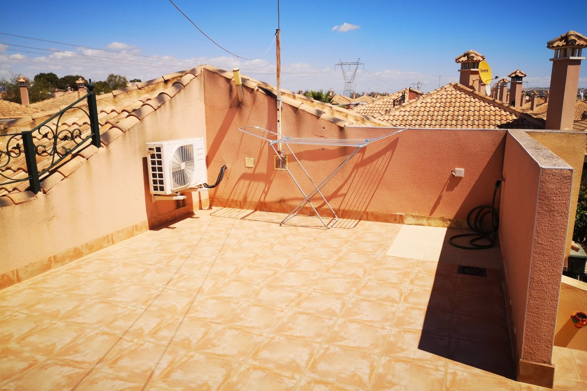 Resale - Detached House / Villa -
Los Montesinos - Los Montesinos - Urb. La Herrada