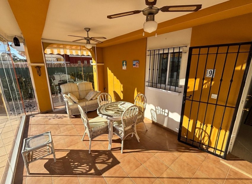 Resale - Detached House / Villa -
Los Montesinos - Urbanizacion montesol