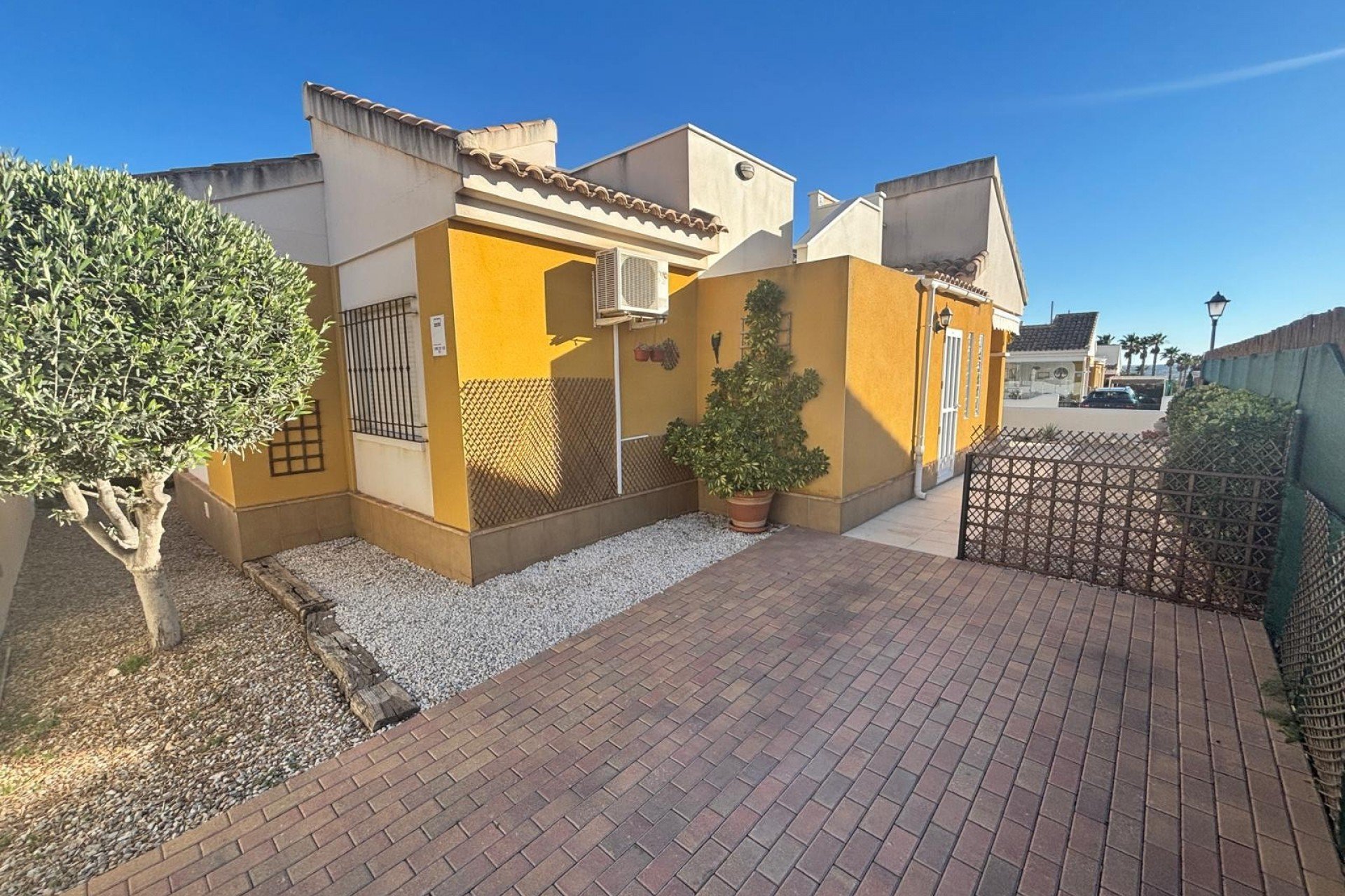 Resale - Detached House / Villa -
Los Montesinos - Urbanizacion montesol