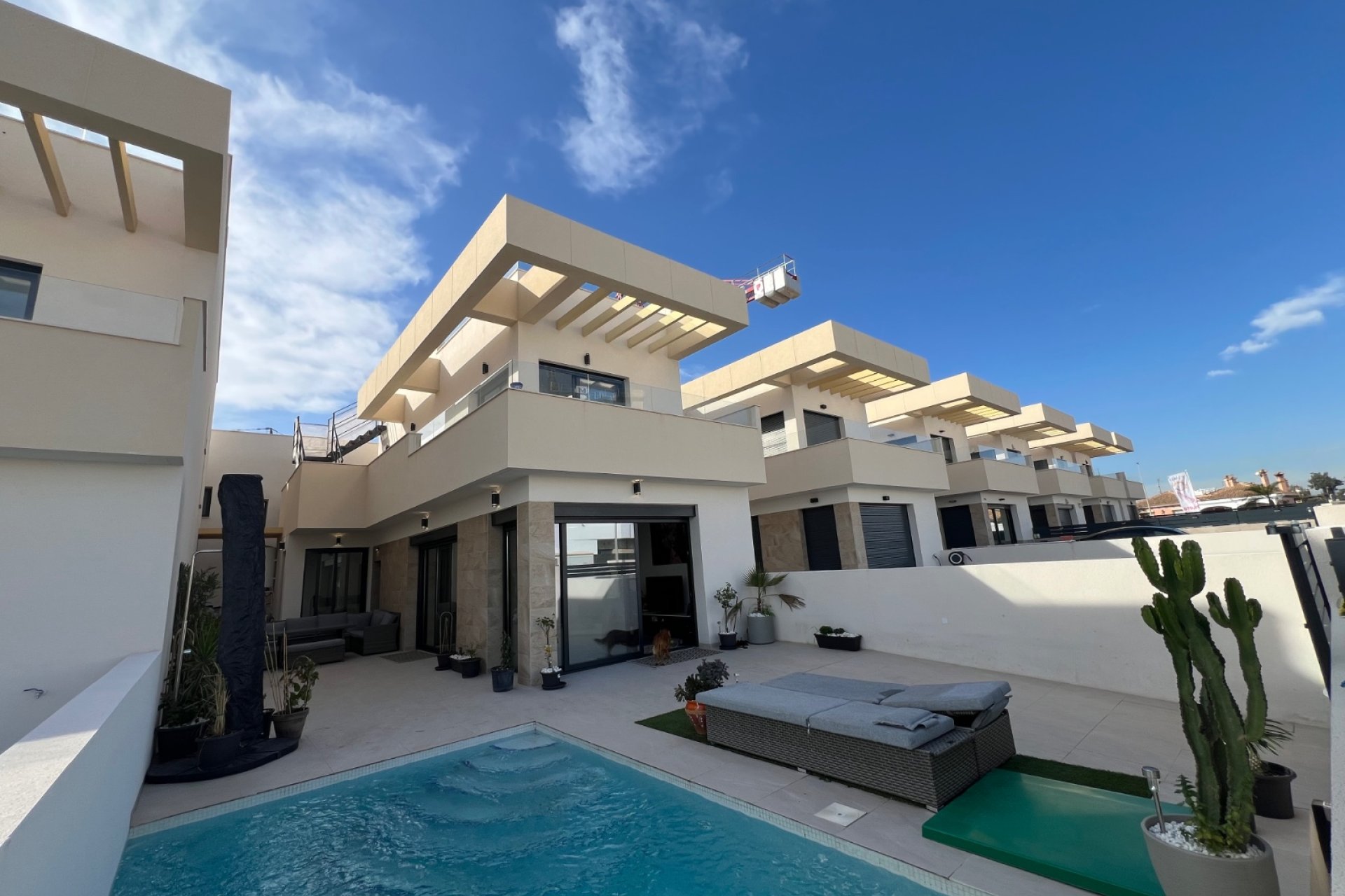 Resale - Detached House / Villa -
Los Montesinos