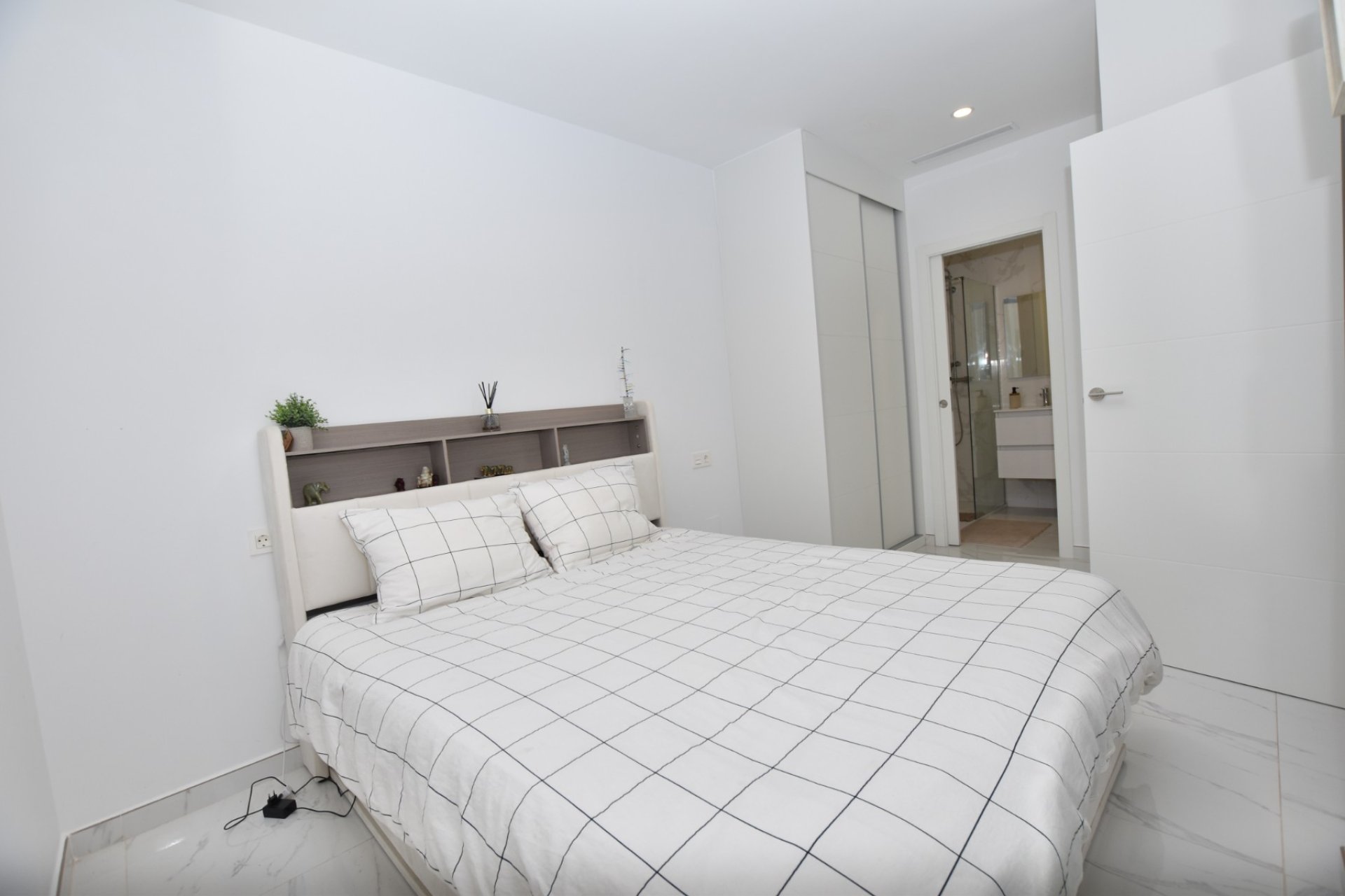 Resale - Detached House / Villa -
Los Montesinos
