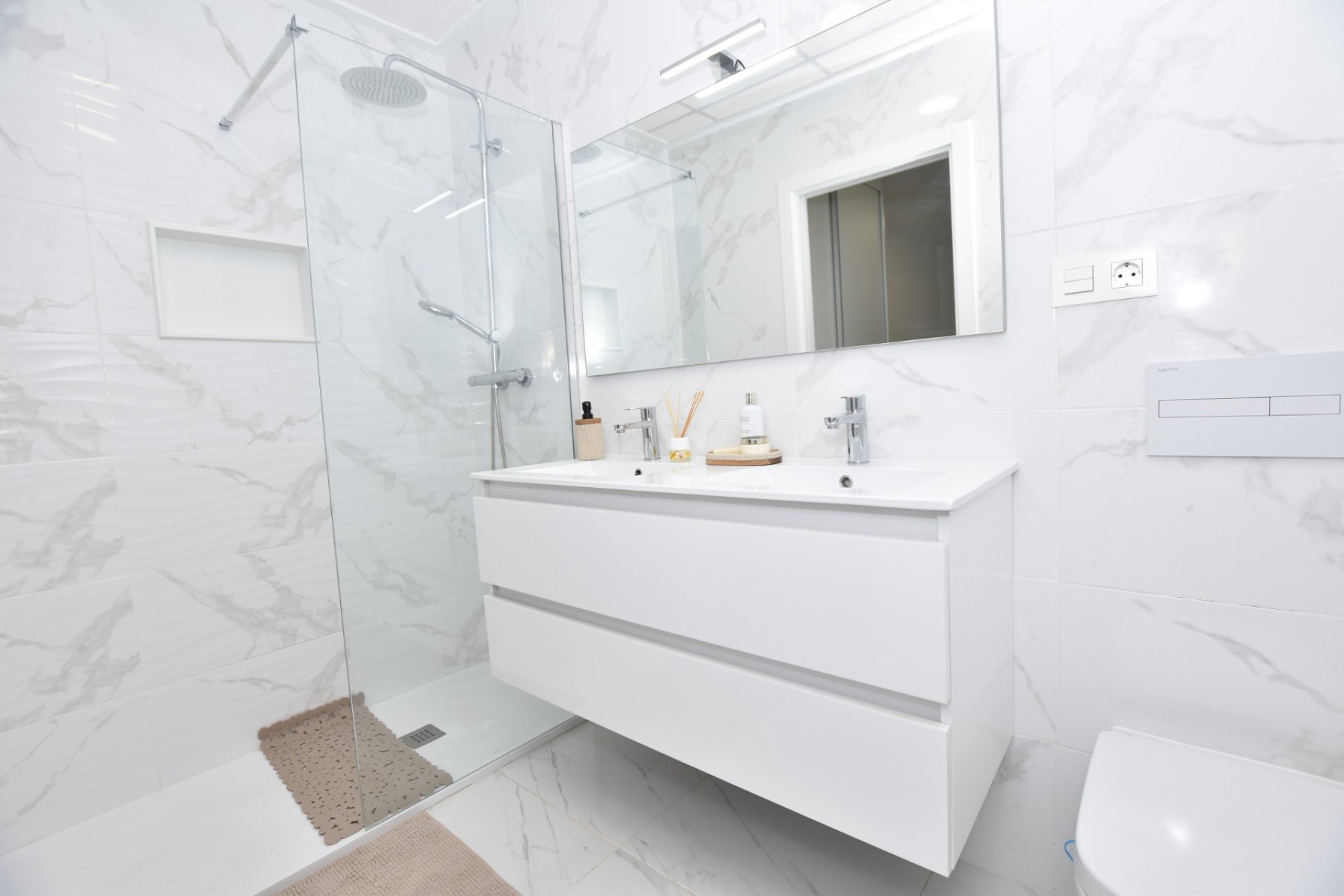 Resale - Detached House / Villa -
Los Montesinos