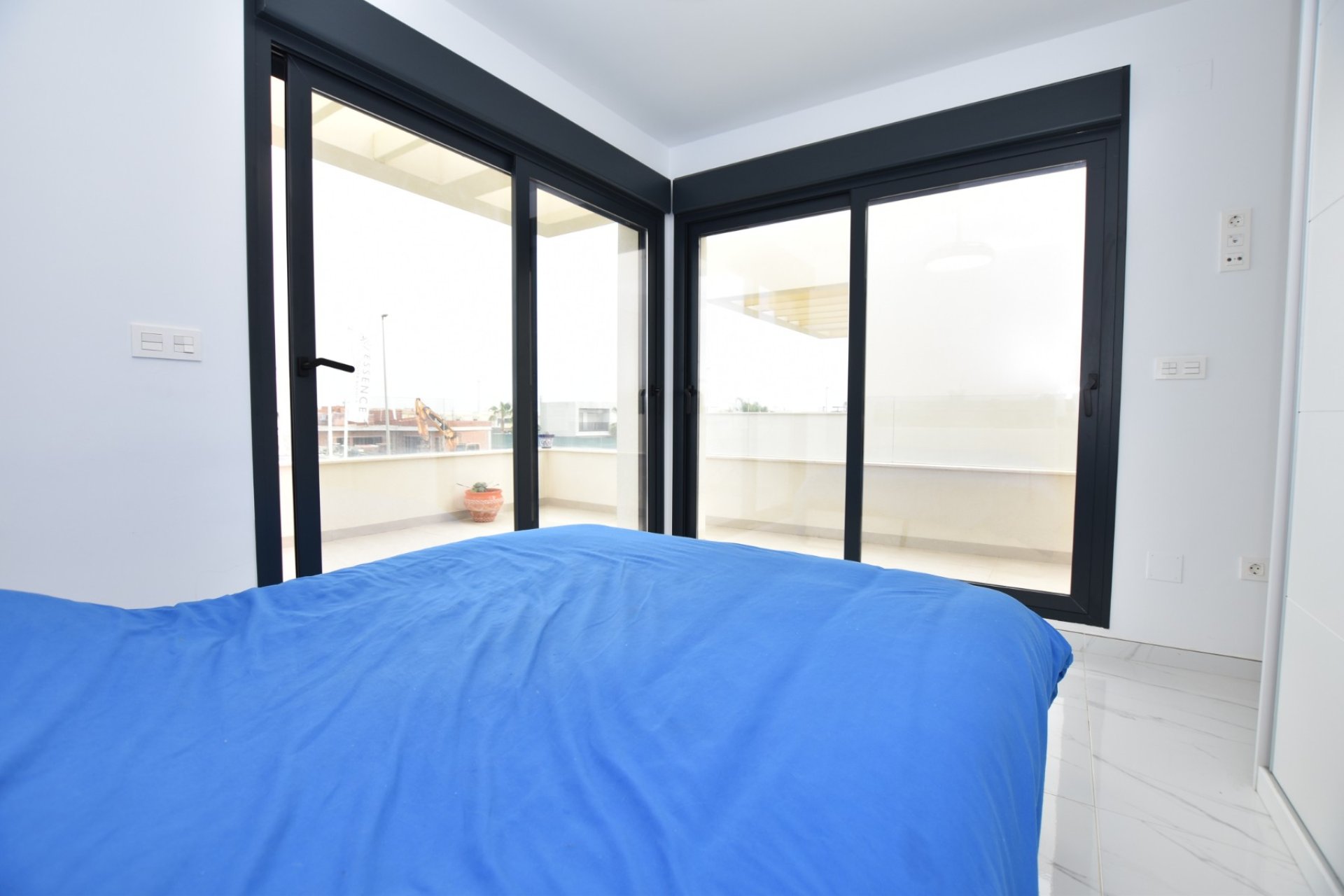 Resale - Detached House / Villa -
Los Montesinos
