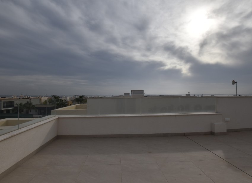 Resale - Detached House / Villa -
Los Montesinos