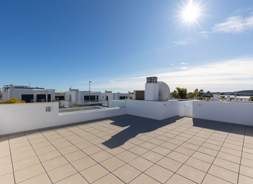 Resale - Detached House / Villa -
Orihuela Costa - Entre Naranjos Vistabella Golf