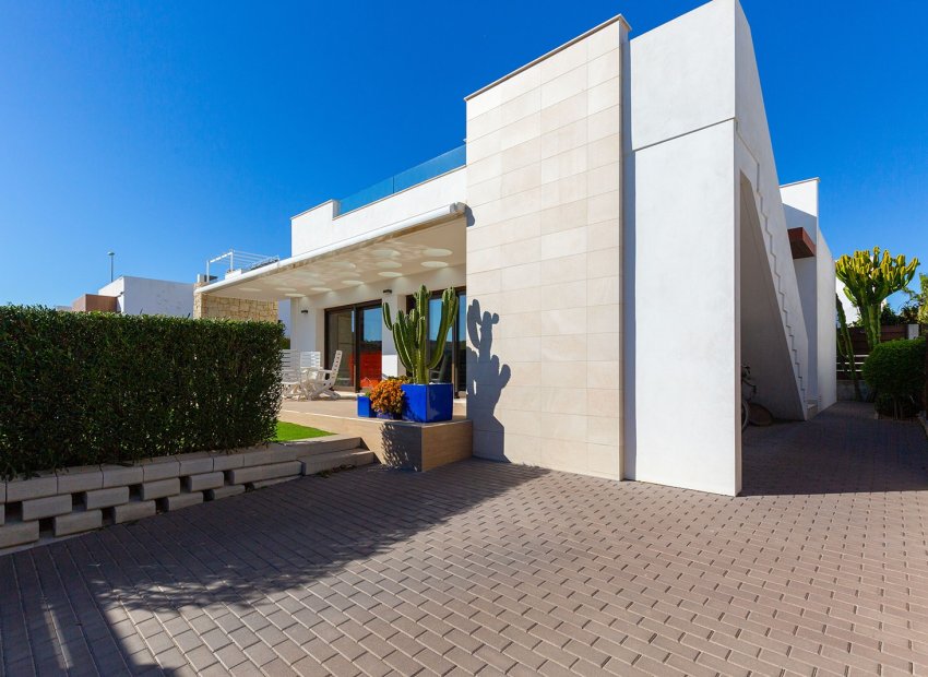 Resale - Detached House / Villa -
Orihuela - Entre Naranjos Vistabella Golf