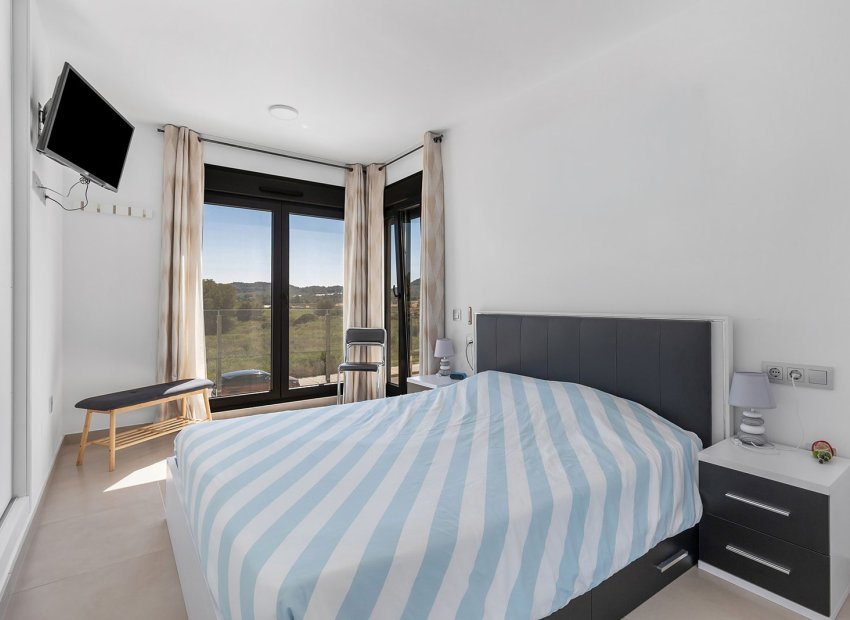 Resale - Detached House / Villa -
Orihuela - Vistabella Golf