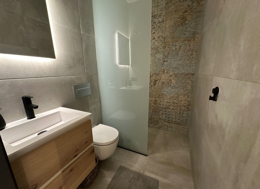 Resale - Detached House / Villa -
Rojales - Ciudad Quesada