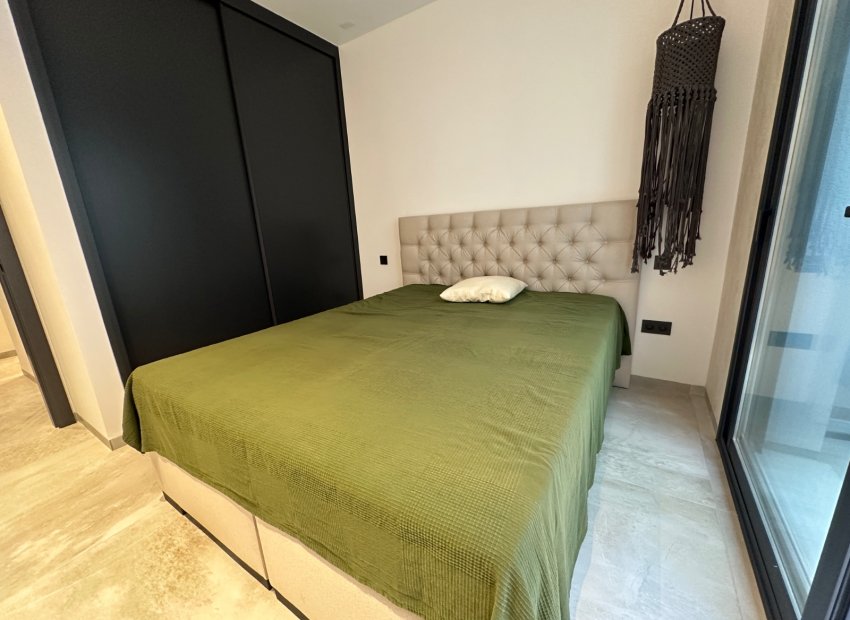 Resale - Detached House / Villa -
Rojales - Ciudad Quesada