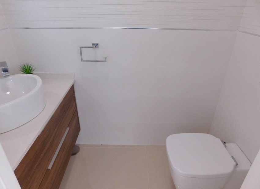 Resale - Detached House / Villa -
San Miguel de Salinas