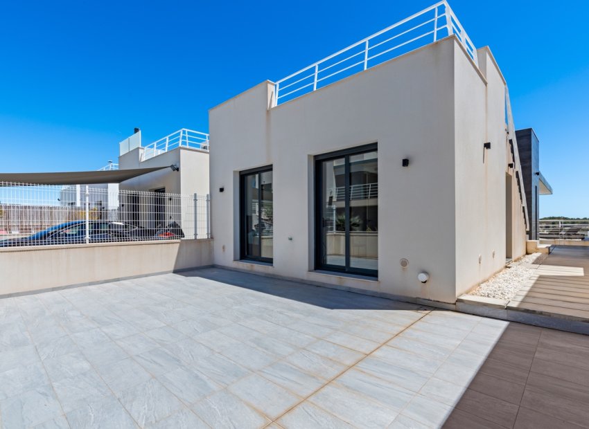 Resale - Detached House / Villa -
San Miguel de Salinas