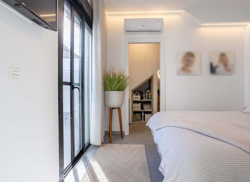 Resale - Detached House / Villa -
Torre Pacheco - Roldán