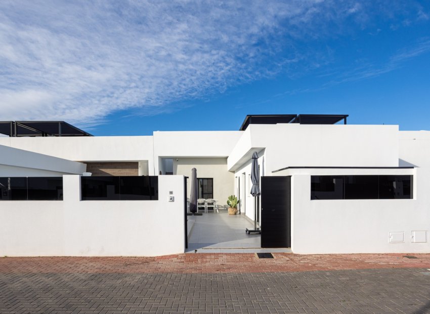 Resale - Detached House / Villa -
Torre Pacheco - Roldán