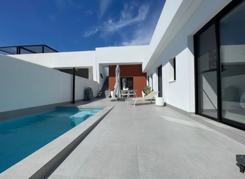 Resale - Detached House / Villa -
Torre Pacheco - Roldán