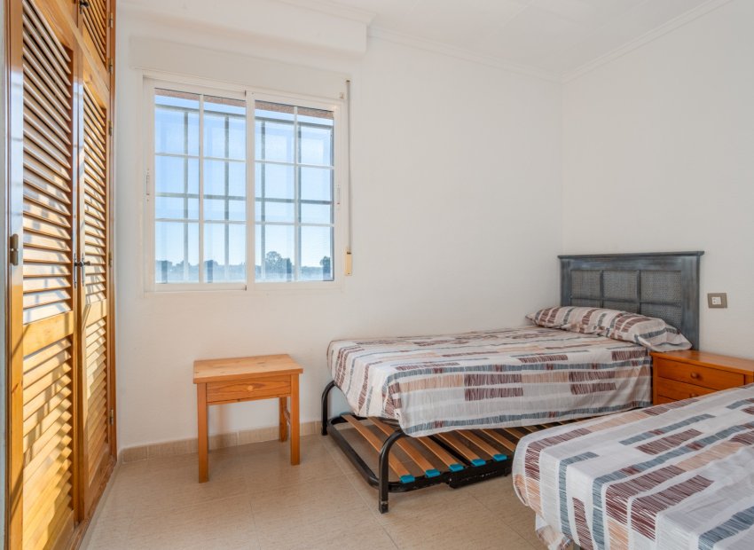 Resale - Detached House / Villa -
Torrevieja - Urbanización San Luis