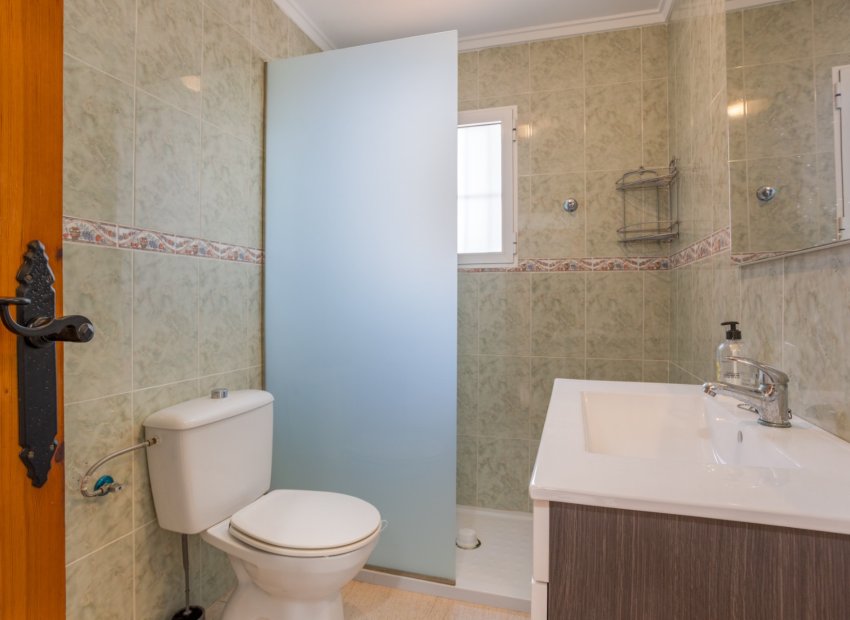 Resale - Detached House / Villa -
Torrevieja - Urbanización San Luis