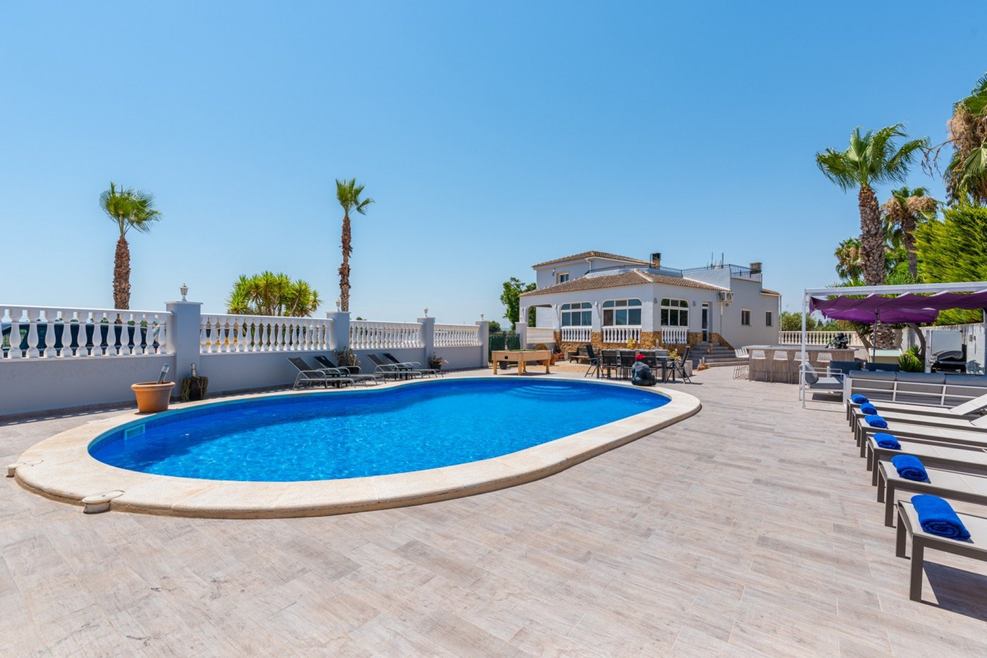 Resale - Finca   -
Catral