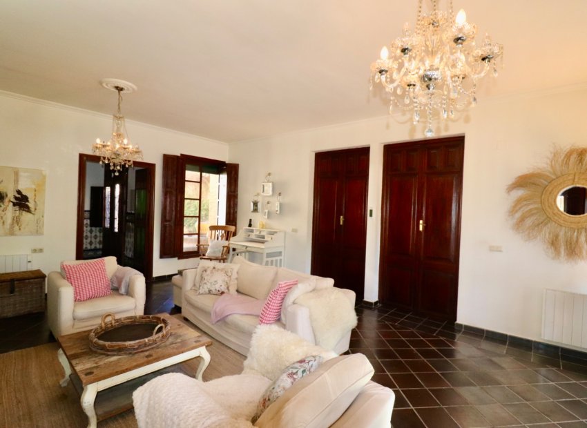 Resale - Finca   -
Ciudad Quesada - Rojales - Heredades