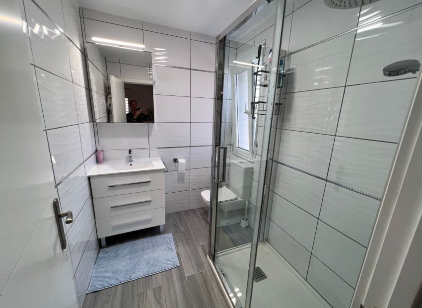 Resale - Finca   -
Elche - La Marina