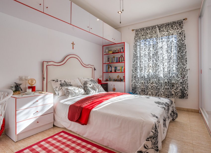 Resale - Finca   -
La Zarza