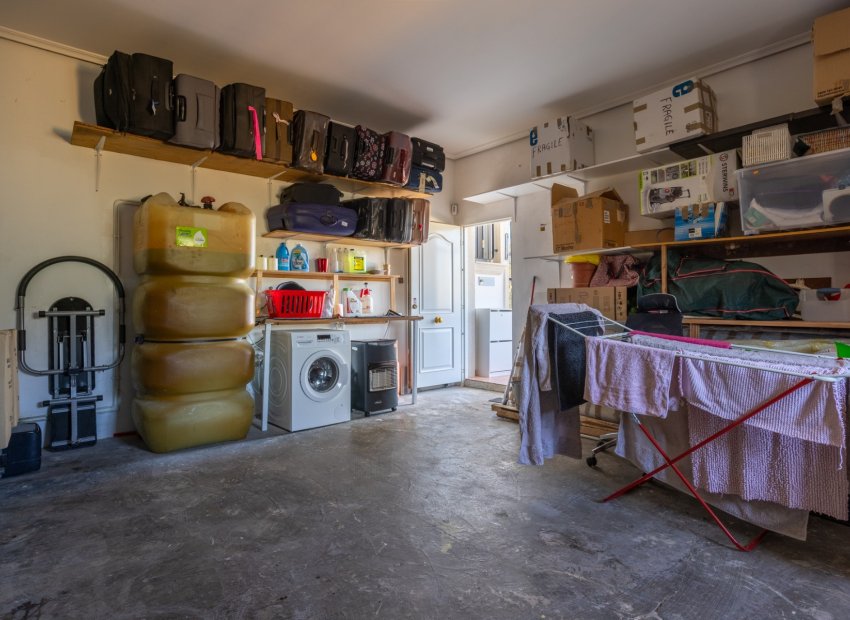 Resale - Finca   -
La Zarza