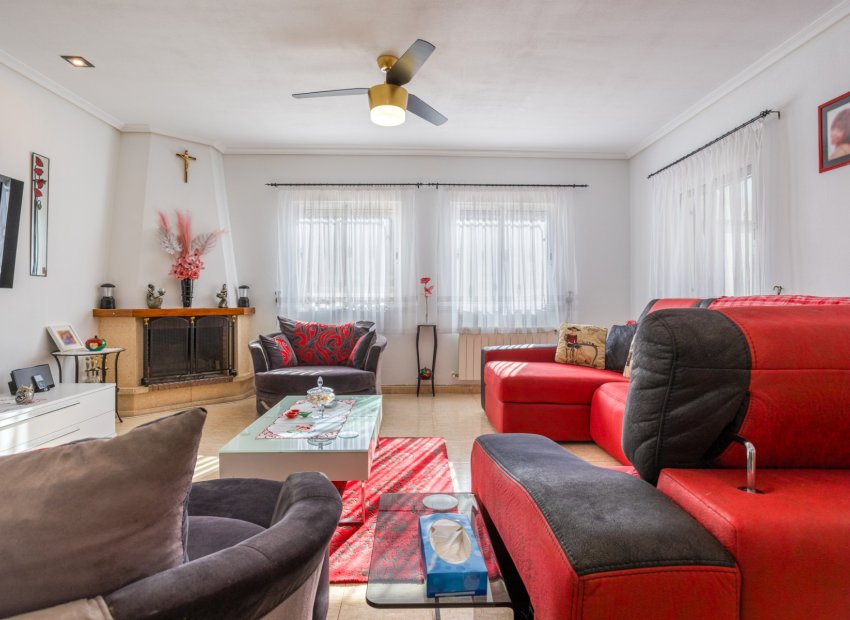 Resale - Finca   -
La Zarza