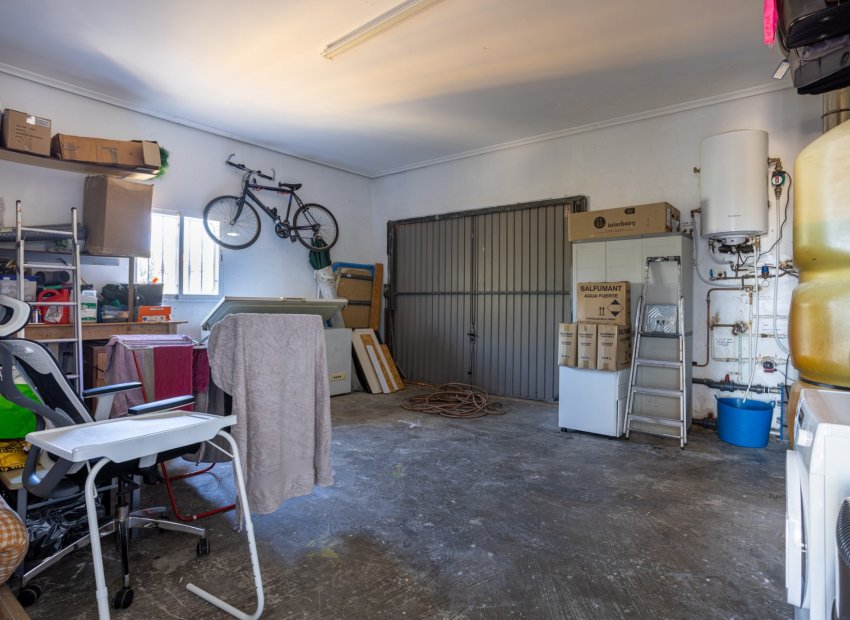 Resale - Finca   -
La Zarza