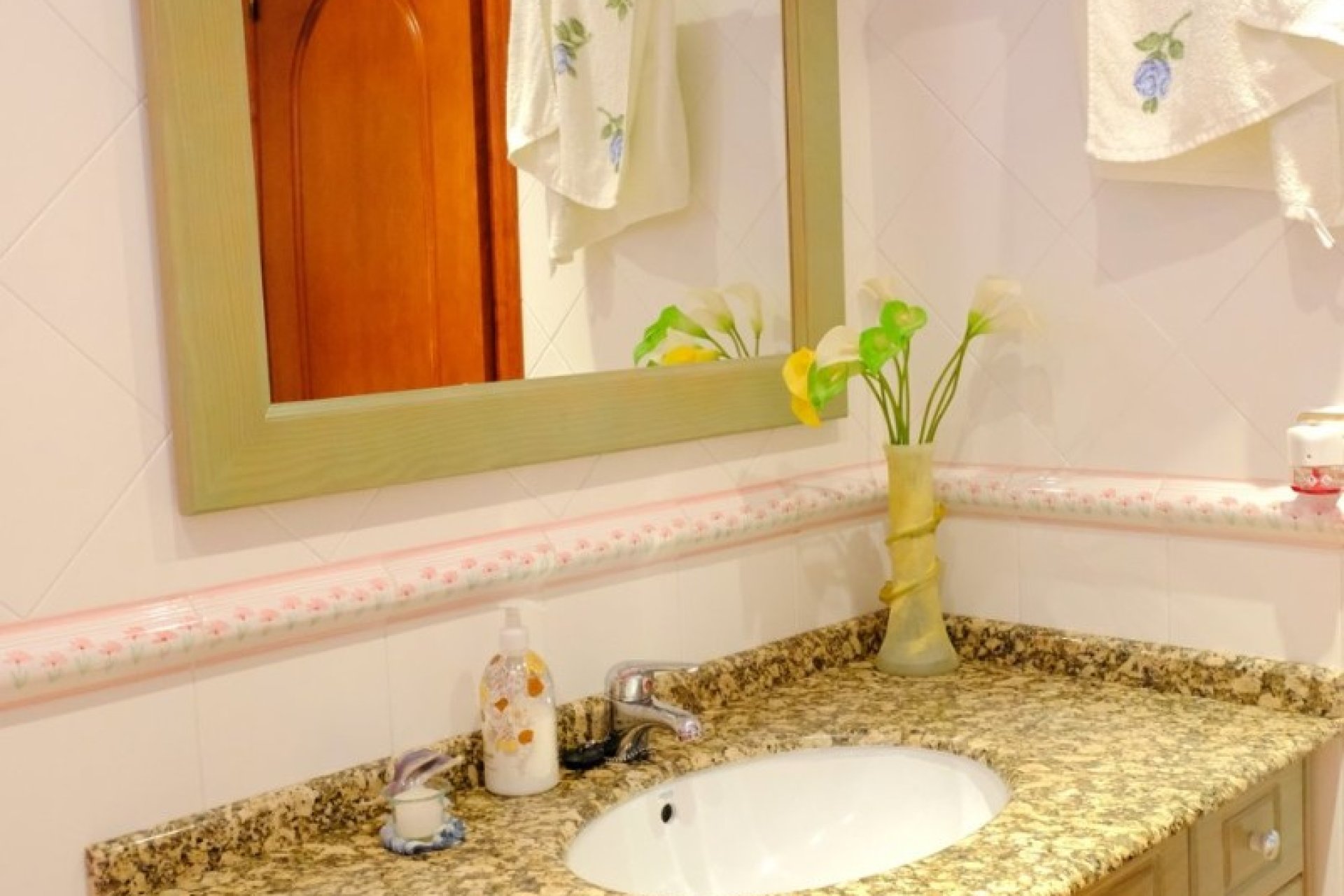 Resale - Finca   -
Orihuela