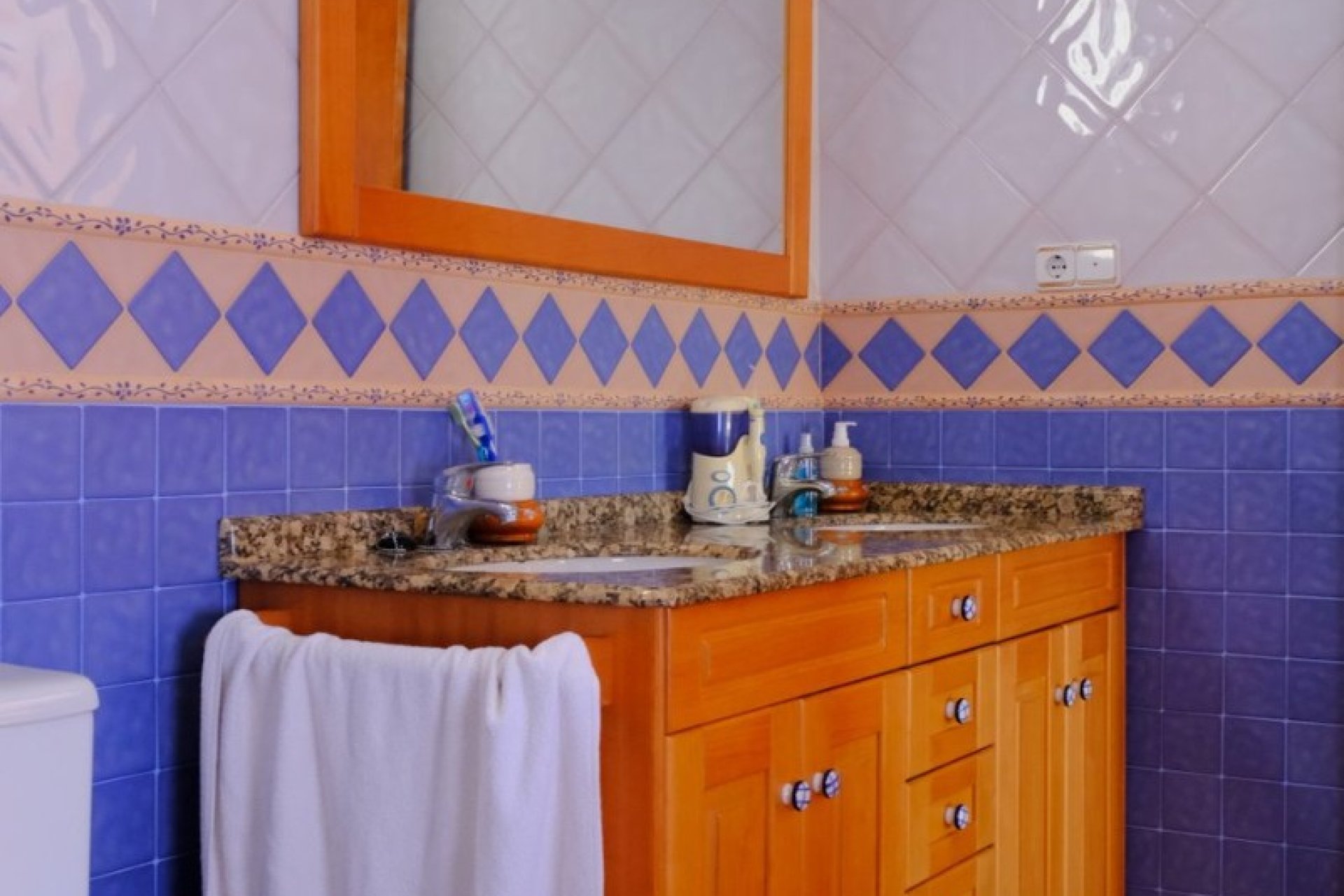 Resale - Finca   -
Orihuela