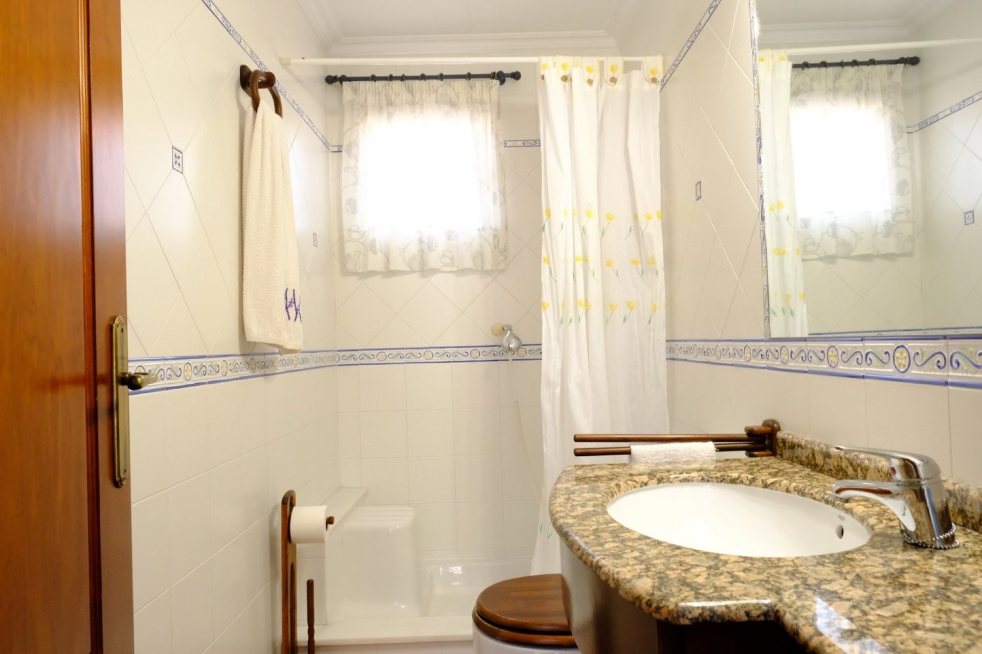 Resale - Finca   -
Orihuela