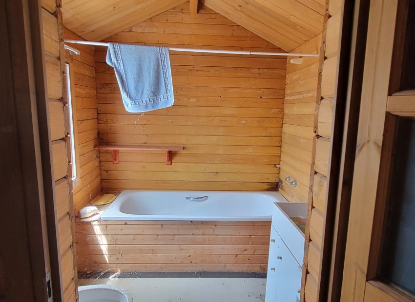 Resale - Finca   -
Torremendo