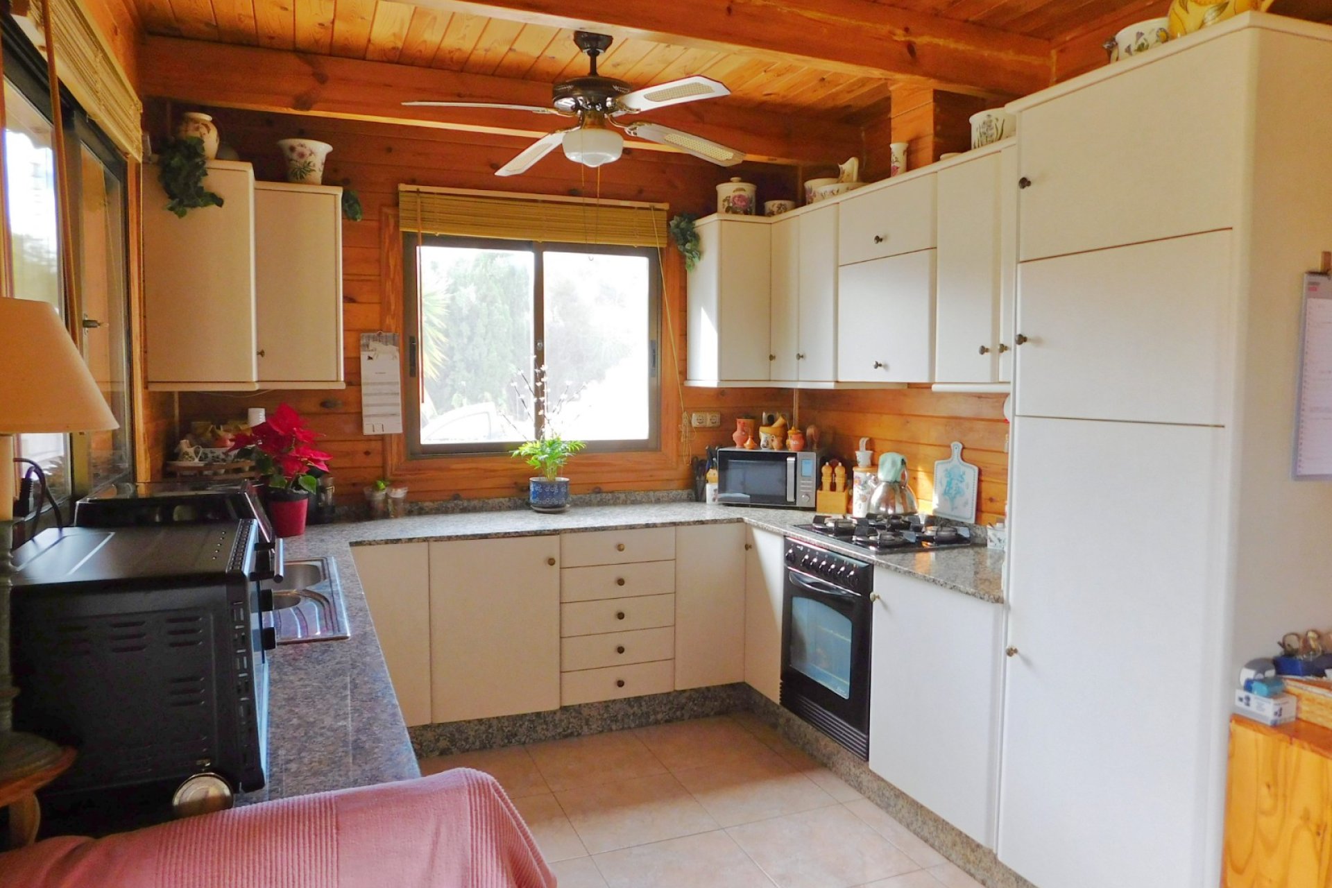 Resale - Finca   -
Torremendo