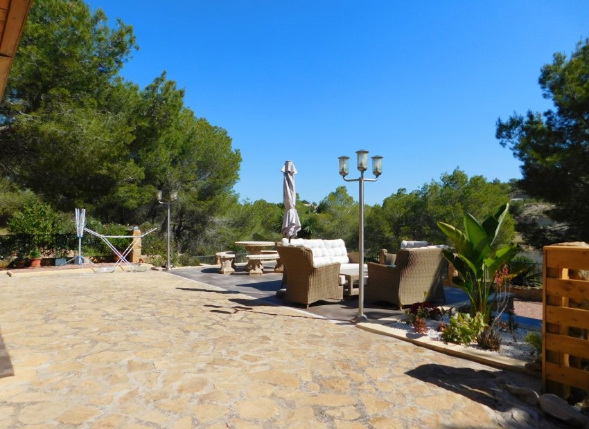 Resale - Finca   -
Torremendo