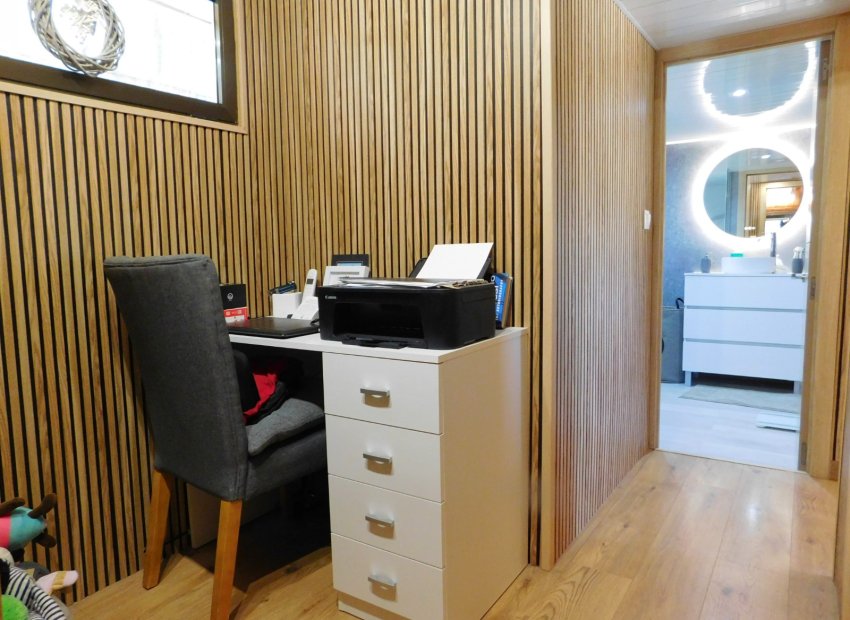 Resale - Finca   -
Torremendo