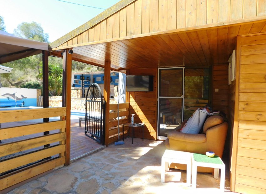 Resale - Finca   -
Torremendo