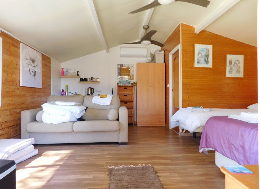 Resale - Finca   -
Torremendo