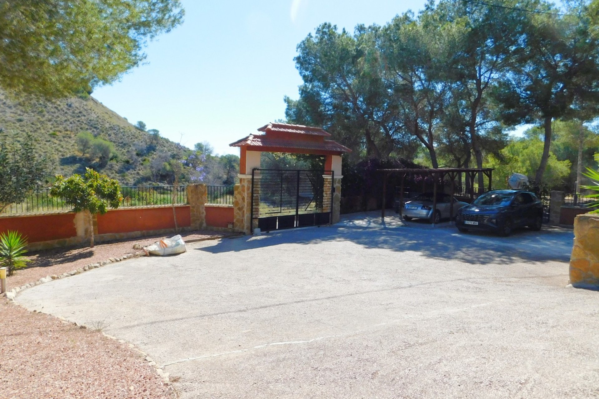 Resale - Finca   -
Torremendo