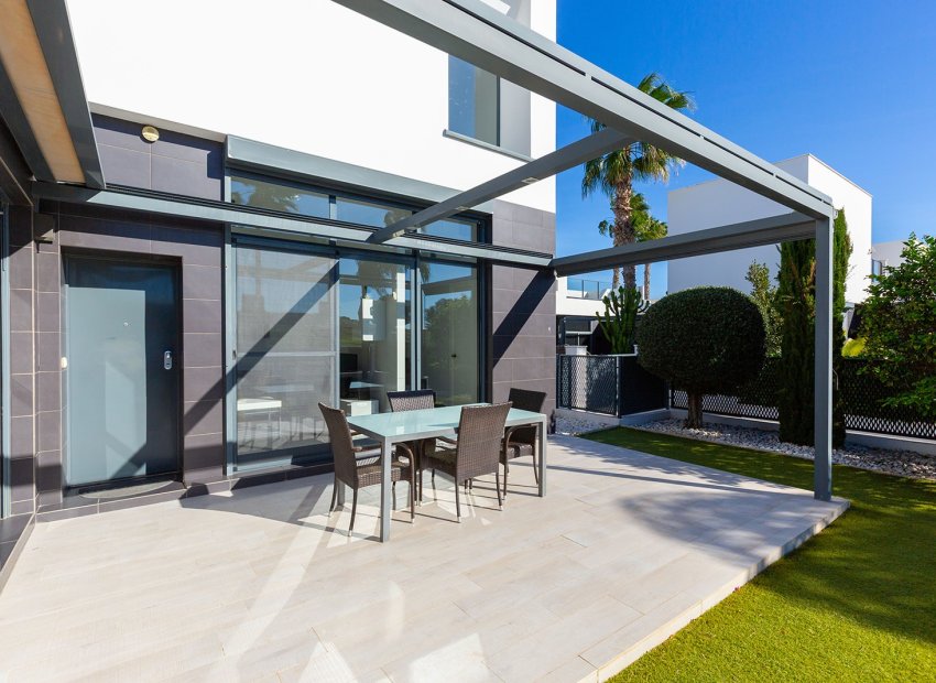 Resale - House -
Algorfa - La Finca Golf