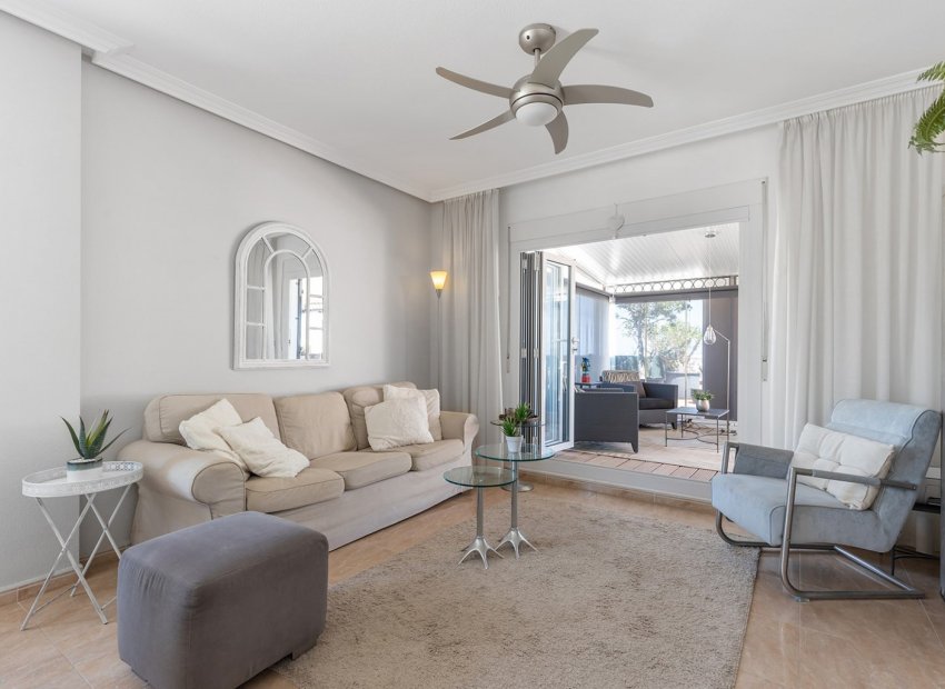 Resale - Penthouse -
Orihuela Costa - Villamartín