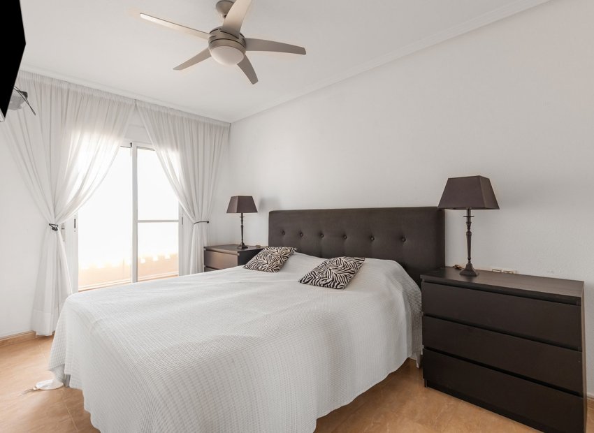 Resale - Penthouse -
Orihuela Costa - Villamartín