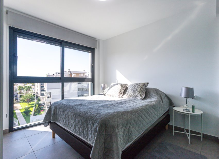 Resale - Penthouse -
Orihuela Costa - Villamartín