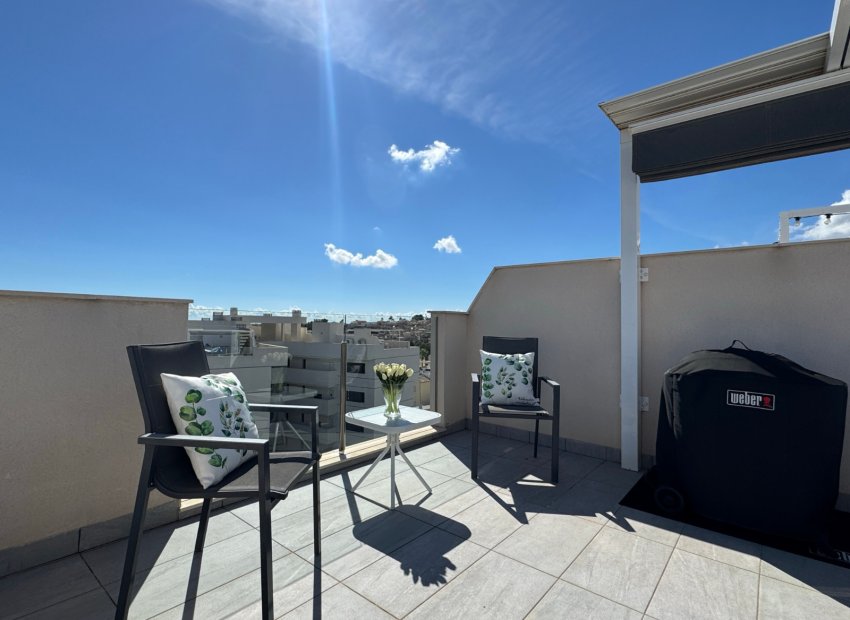 Resale - Penthouse -
Orihuela Costa - Villamartín