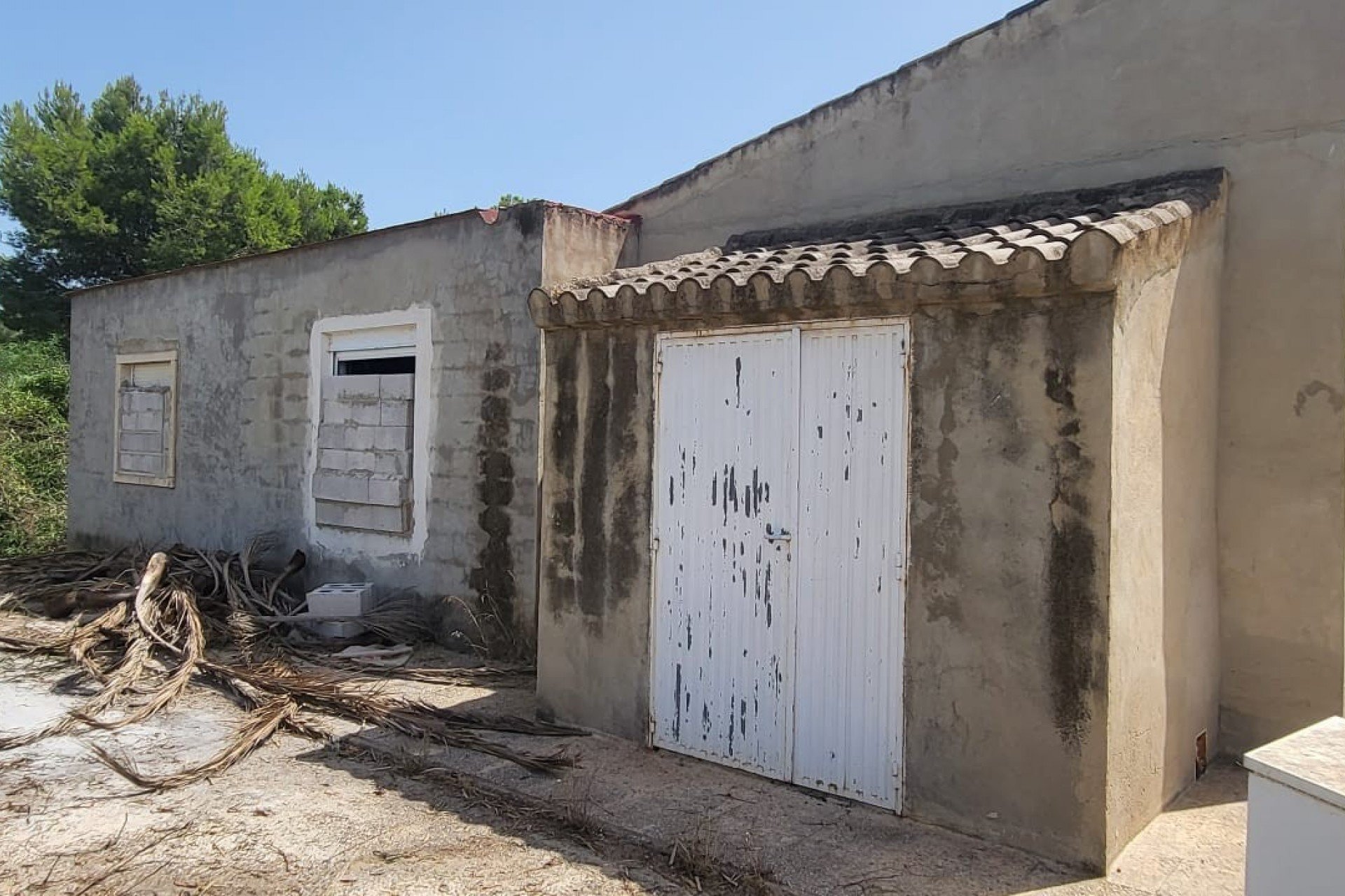 Resale - Renovation -
Elche - La Hoya