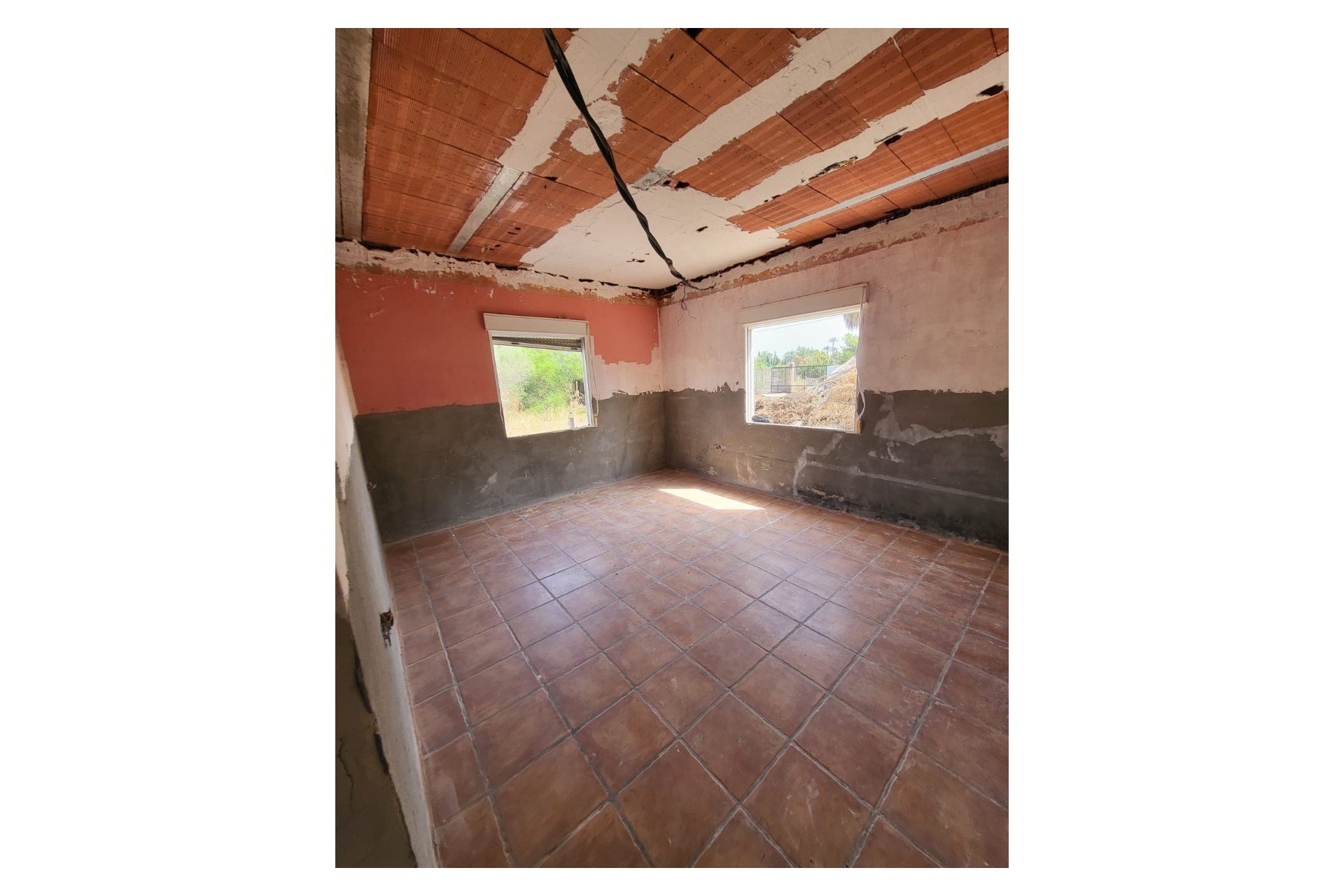 Resale - Renovation -
Elche - La Hoya