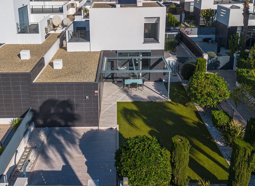 Resale - Semi - Detached Villa -
Algorfa - La Finca Golf