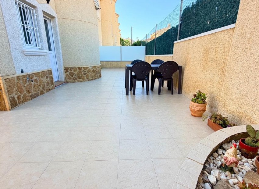 Resale - Semi - Detached Villa -
Ciudad Quesada - Rojales - La Marquesa Golf