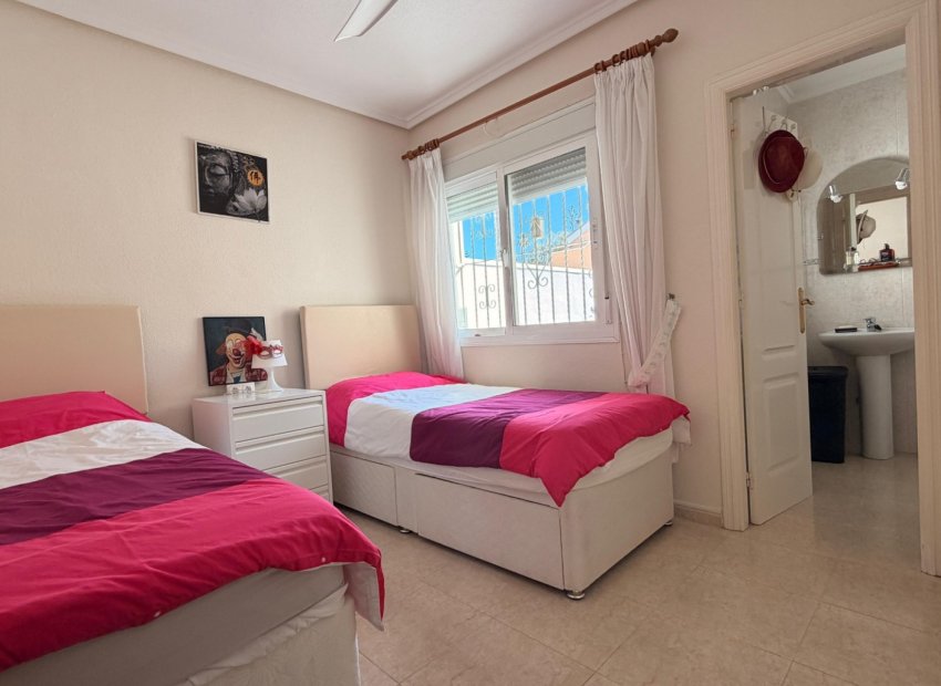 Resale - Semi - Detached Villa -
Ciudad Quesada - Rojales - Rojales